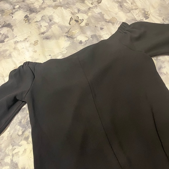 Babaton Rodrigo Blouse - Picture 7 of 10